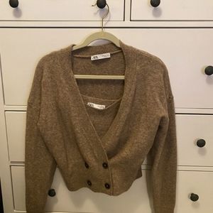 Zara Cropped Sweater and Cami Set